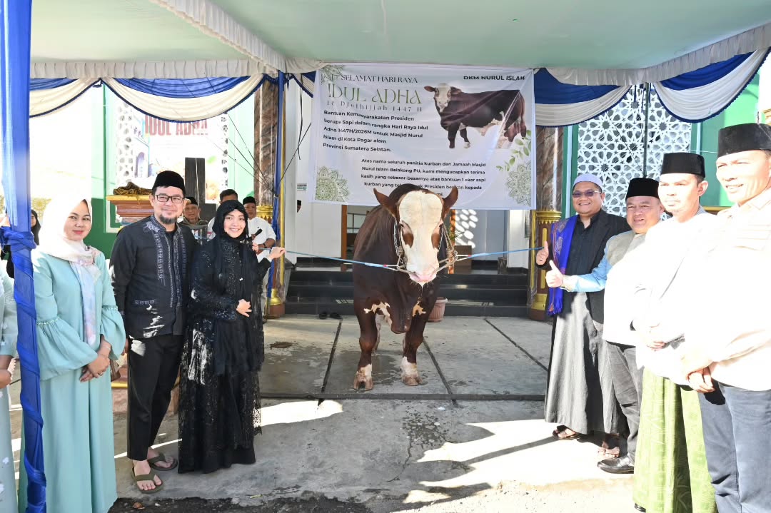 Penyerahan Sapi Kuban Bantuan Kemasyarakatan Presiden RI Prabowo Subianto